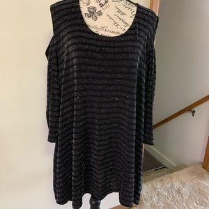 Catherine’s plus size cold shoulder blouse. 3x, black/silver striped & sparkly